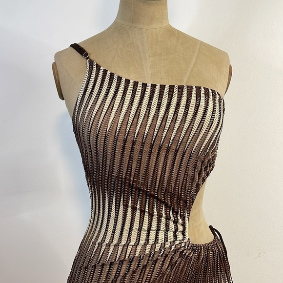 NWT Fashion Nova Dress X-Small Paradise Maxi Brown Cream Open Side High Slit - Picture 4 of 14